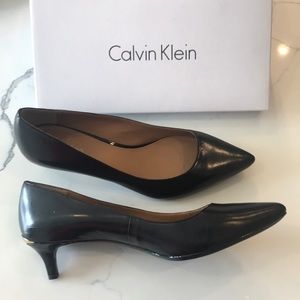 Calvin Klein Gabrianna Kidskin in Black.